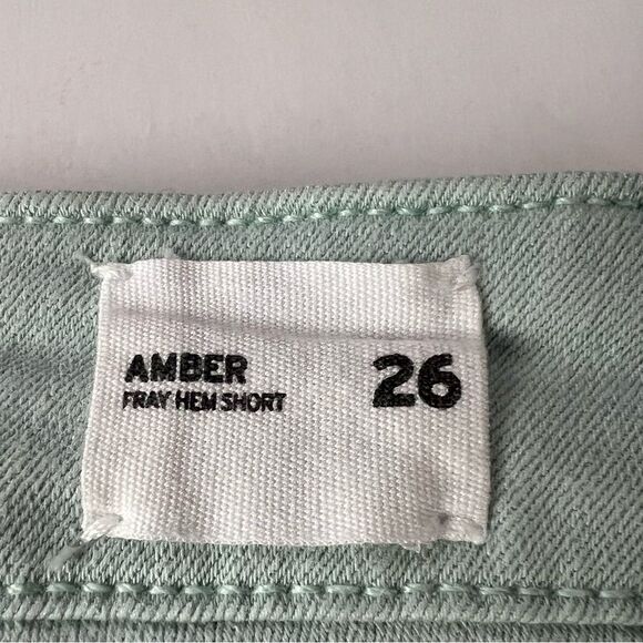 Hudson Amber Fray Hem Shorts – Size 26 Minty Fresh Summer Mood - Picture 7 of 13